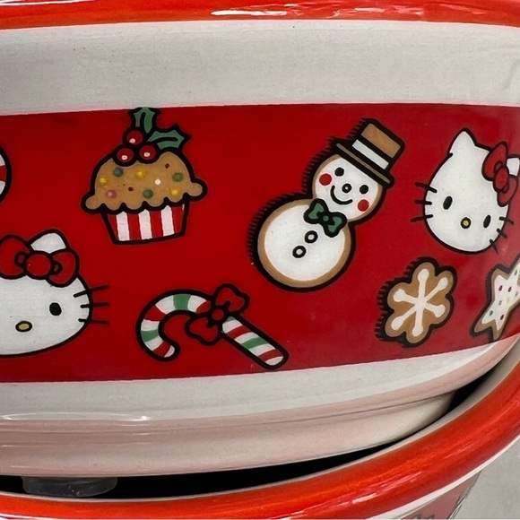 Sanrio Hello Kitty Christmas Ceramic Sweet Treats Pet Food Bowls - Set Of 2 - Picture 10 of 12
